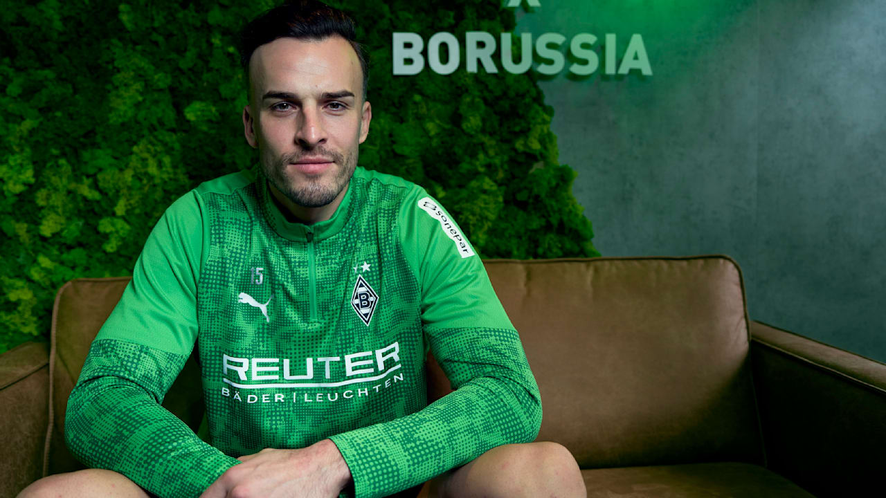 Why Tabakovic Gladbach Bayern Info Is Missing From Sources